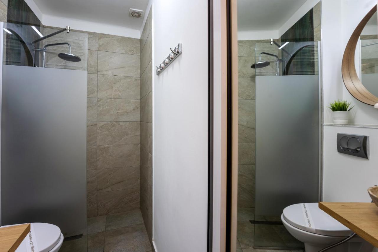 Metropole Apartments Studio City Bucharest Luaran gambar