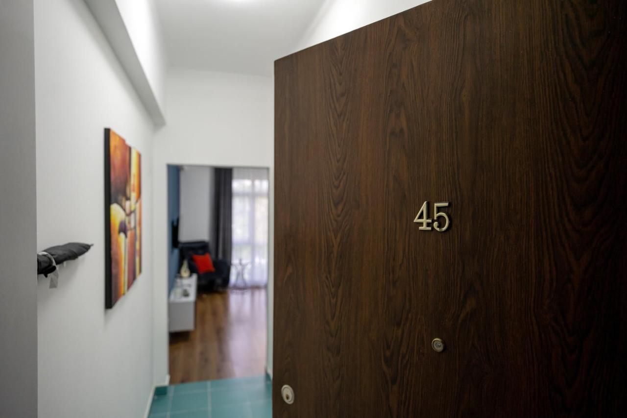 Metropole Apartments Studio City Bucharest Luaran gambar